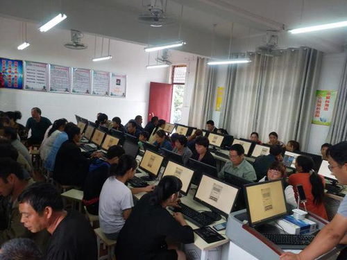 南召县皇后乡 技能培训提升脱贫成色，计算机技术培训助力乡村振兴