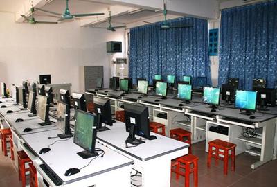 广东省电子商务技师学院计算机系部介绍——培养专业计算机技术人才